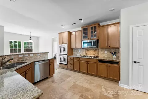 329 Squirrel Ln, Clover, SC 29710 photo 12