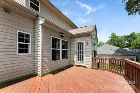329 Squirrel Ln, Clover, SC 29710 photo 41