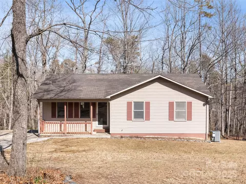 875 E Burma Rd, Marion, NC 28752