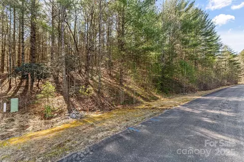 1045 Sale 7 Dr #7, Morganton, NC 28655