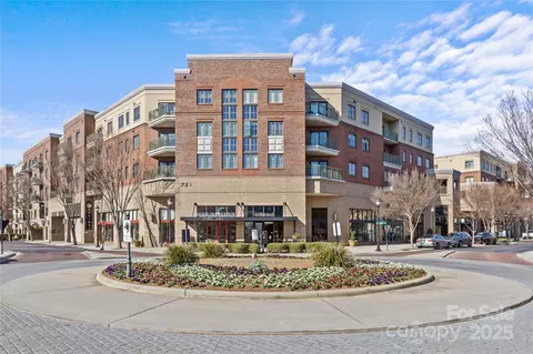 721 Governor Morrison 408 St #408, Charlotte, NC 28211