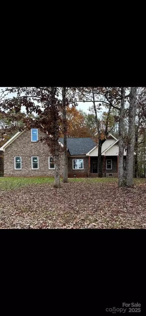 1892 Clay Hill Ln, Lincolnton, NC 28092