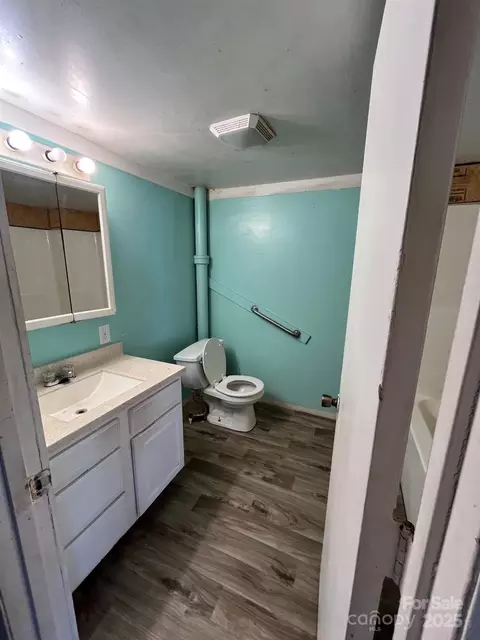 182 Maple Ave, Marion, NC 28752 photo 6