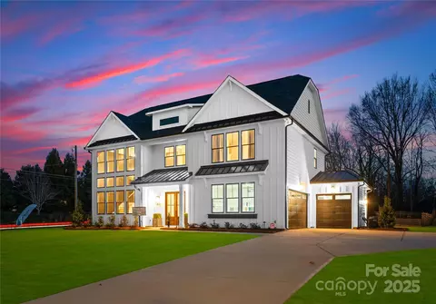 1003 Kendall 1 Dr #1, Wesley Chapel, NC 28173