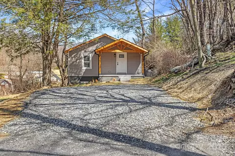 267 Claybank Rd, West Jefferson, NC 28694