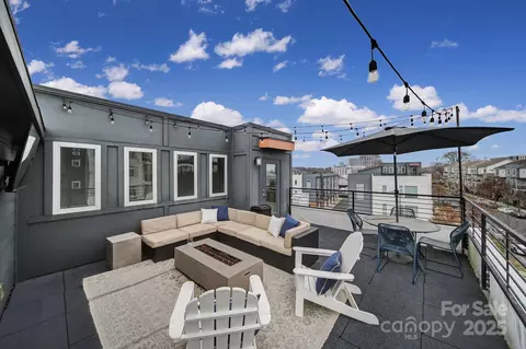 107 W Poindexter Dr, Charlotte, NC 28203