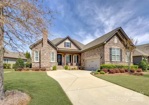 14830 Creeks Edge Dr, Charlotte, NC 28278