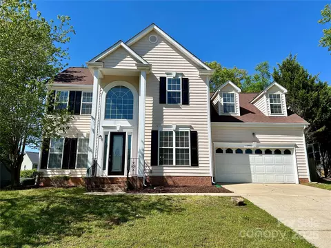 12403 Panthersville Dr, Charlotte, NC 28269