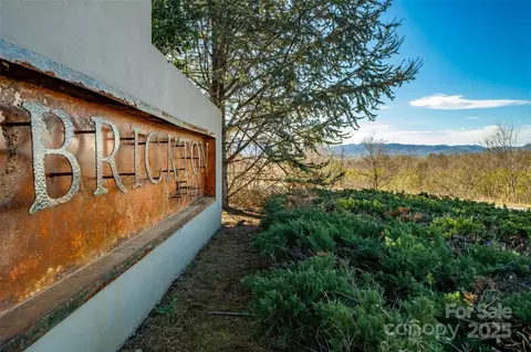 202 Brickton Village 303 Cir #303, Fletcher, NC 28732