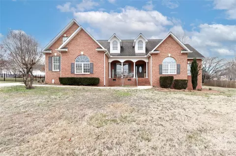 123 Wheatridge Dr, Statesville, NC 28625