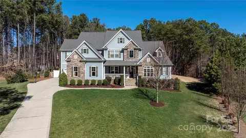 119 Charthouse Ln, Mooresville, NC 28117