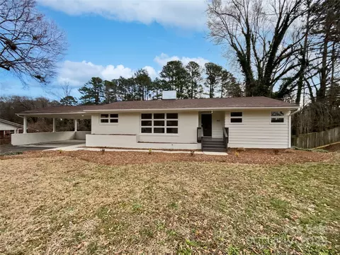 924 Springdale Ln, Gastonia, NC 28052