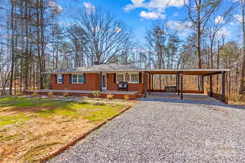 129 Hill Haven Rd, Statesville, NC 28677