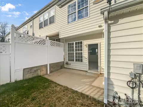 Exterior - 928 Copperstone Ln, Fort Mill, SC 29708 photo 2 of 2