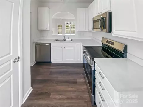 Kitchen - 928 Copperstone Ln, Fort Mill, SC 29708 photo 2 of 2