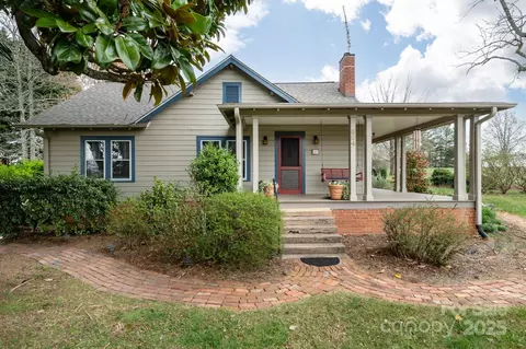 684 Coxe Rd, Tryon, NC 28782