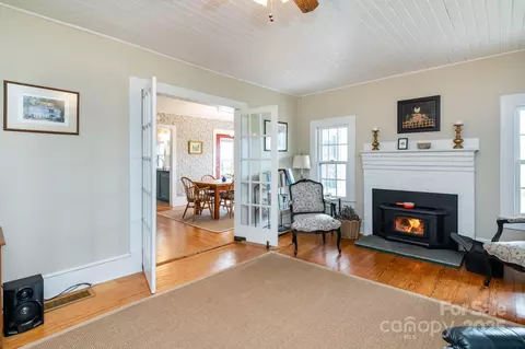 684 Coxe Rd, Tryon, NC 28782 photo 11