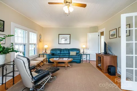 684 Coxe Rd, Tryon, NC 28782 photo 10
