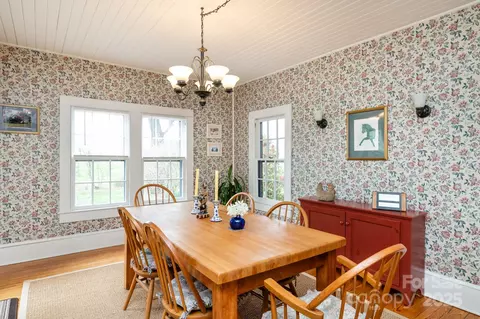 684 Coxe Rd, Tryon, NC 28782 photo 13