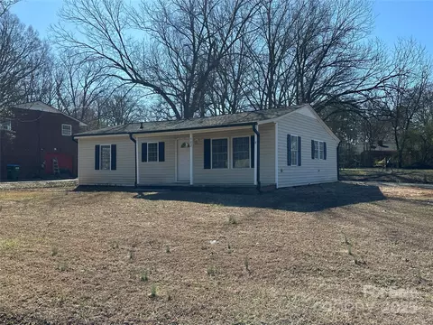 502 E Maine Ave, Bessemer City, NC 28016