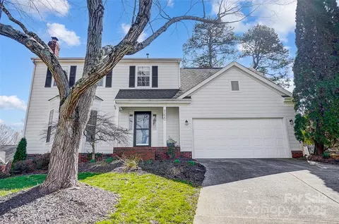 9220 Torrence Crossing Dr, Huntersville, NC 28078