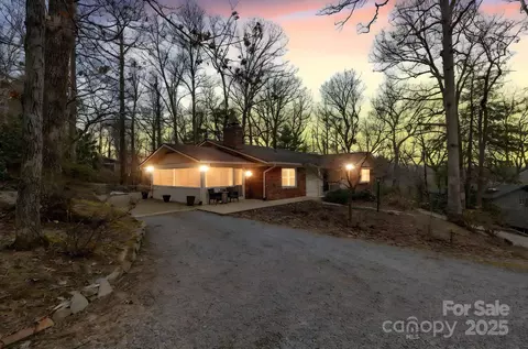 873 Indian Hill Rd, Hendersonville, NC 28791