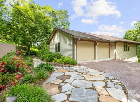 Exterior - 705 Overlook Dr, Flat Rock, NC 28731 photo 3 of 6