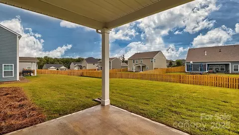 60 Lance Forest Rd, Fletcher, NC 28732 photo 4