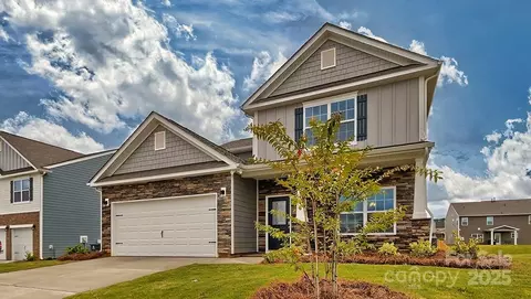 60 Lance Forest Rd, Fletcher, NC 28732 photo 2