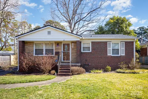 4115 Greenhaven Ln, Charlotte, NC 28205