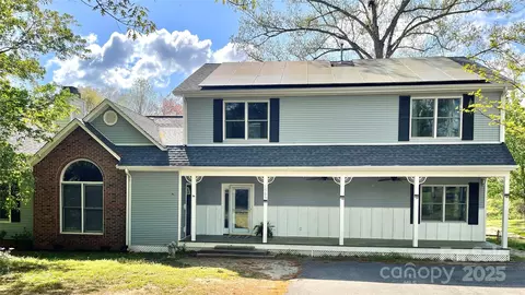 1589 E Lakewood Dr, Rock Hill, SC 29732