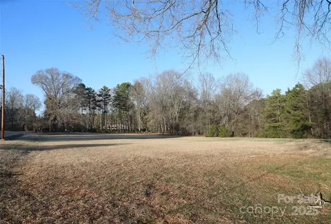 7830 Large Oak Ln, Mint Hill, NC 28227