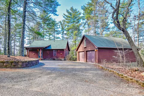 218 Doe Run, Purlear, NC 28665 photo 2
