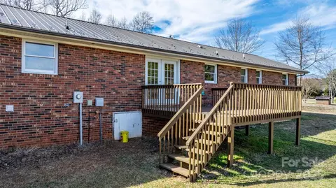 2028 Hendil St, Conover, NC 28613 photo 29