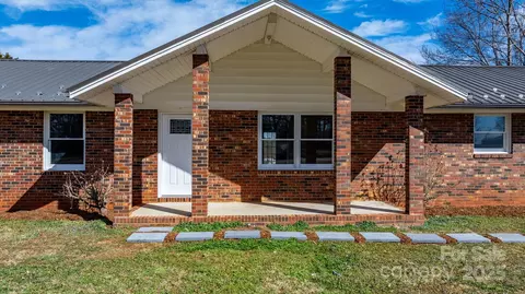 2028 Hendil St, Conover, NC 28613 photo 30