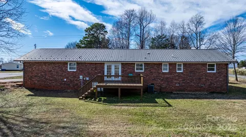2028 Hendil St, Conover, NC 28613 photo 28