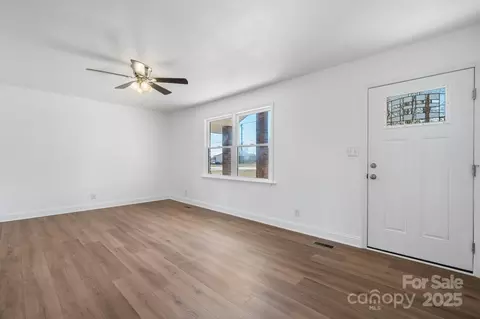 2028 Hendil St, Conover, NC 28613 photo 3
