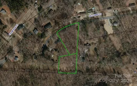 1754 Mccombs St, Newton, NC 28658