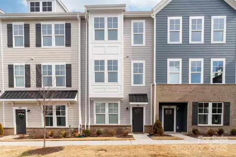 110 Wesser St, Davidson, NC 28036