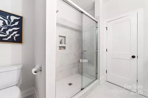 Bath - 110 Wesser St, Davidson, NC 28036 photo 2 of 4