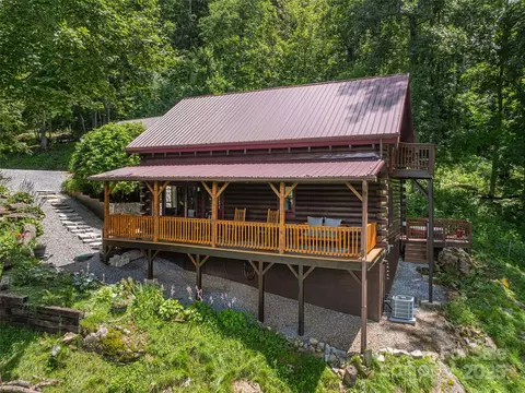 3424 Wesley Creek Rd, Clyde, NC 28721