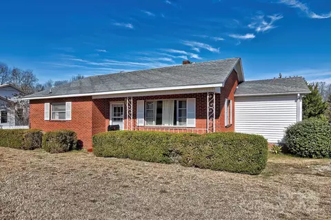 321 E Sewell St, Pageland, SC 29728