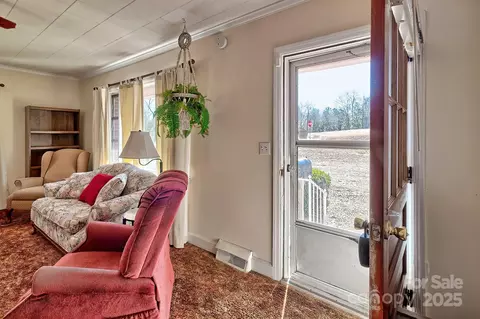 321 E Sewell St, Pageland, SC 29728 photo 7