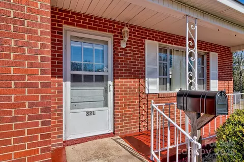 321 E Sewell St, Pageland, SC 29728 photo 13