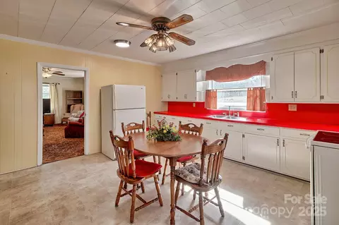 321 E Sewell St, Pageland, SC 29728 photo 16
