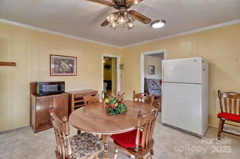 321 E Sewell St, Pageland, SC 29728 photo 17