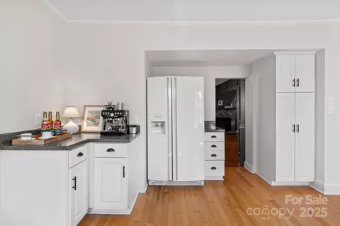 Kitchen - 34 Broadway Ave, Tryon, NC 28782 photo 3 of 3