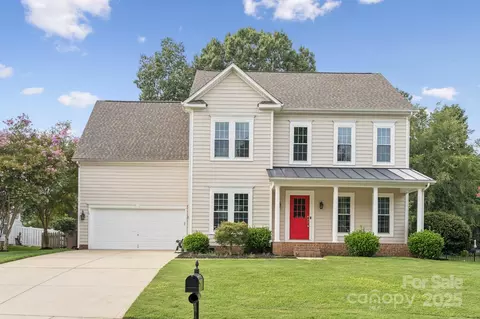 2010 Hollyhedge Ln, Indian Trail, NC 28079