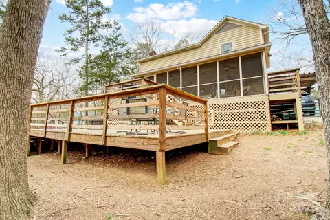Exterior - 1426 Crescent St, Monroe, NC 28112 photo 10 of 14