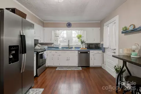 407 S Cedar St, Pageland, SC 29728 photo 7